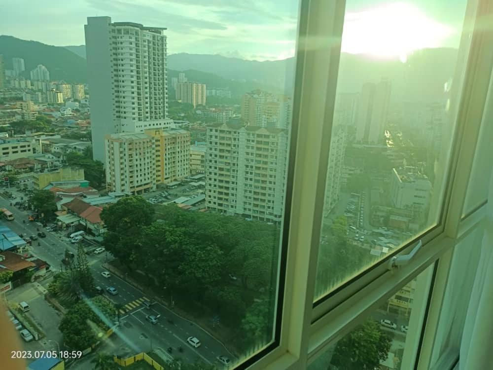 City Town 2-6 Pax Beautiful View Cozy Condo, Jelutong, Georgetown, Centre Heart Of Penang Island, Near Highway Komtar Gurney Dış mekan fotoğraf